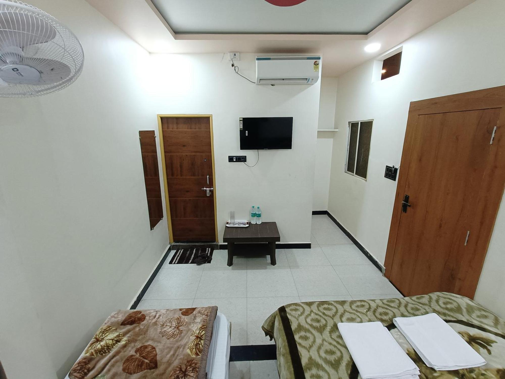 Hotel Shreem Ujjain Luaran gambar