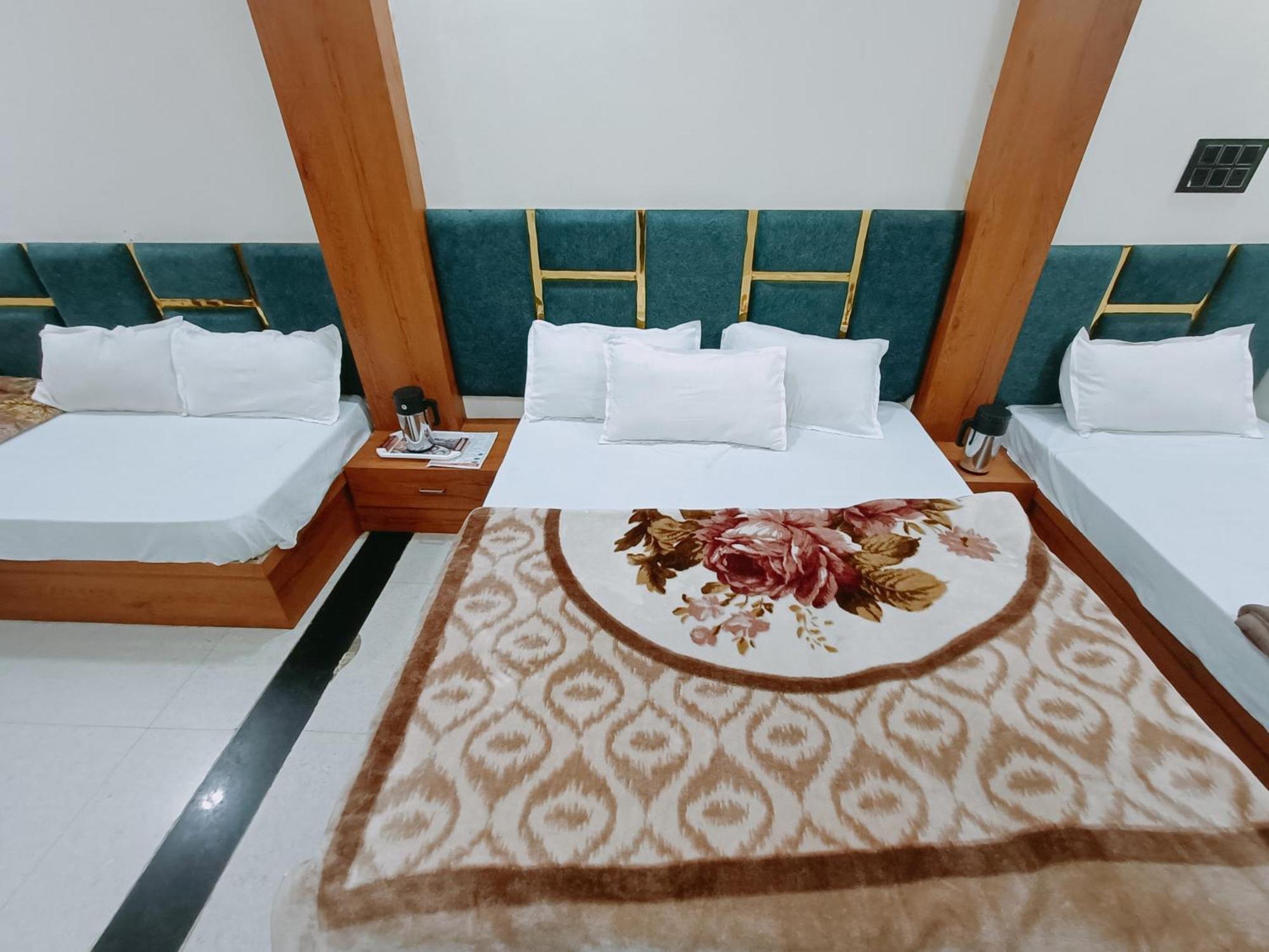 Hotel Shreem Ujjain Luaran gambar