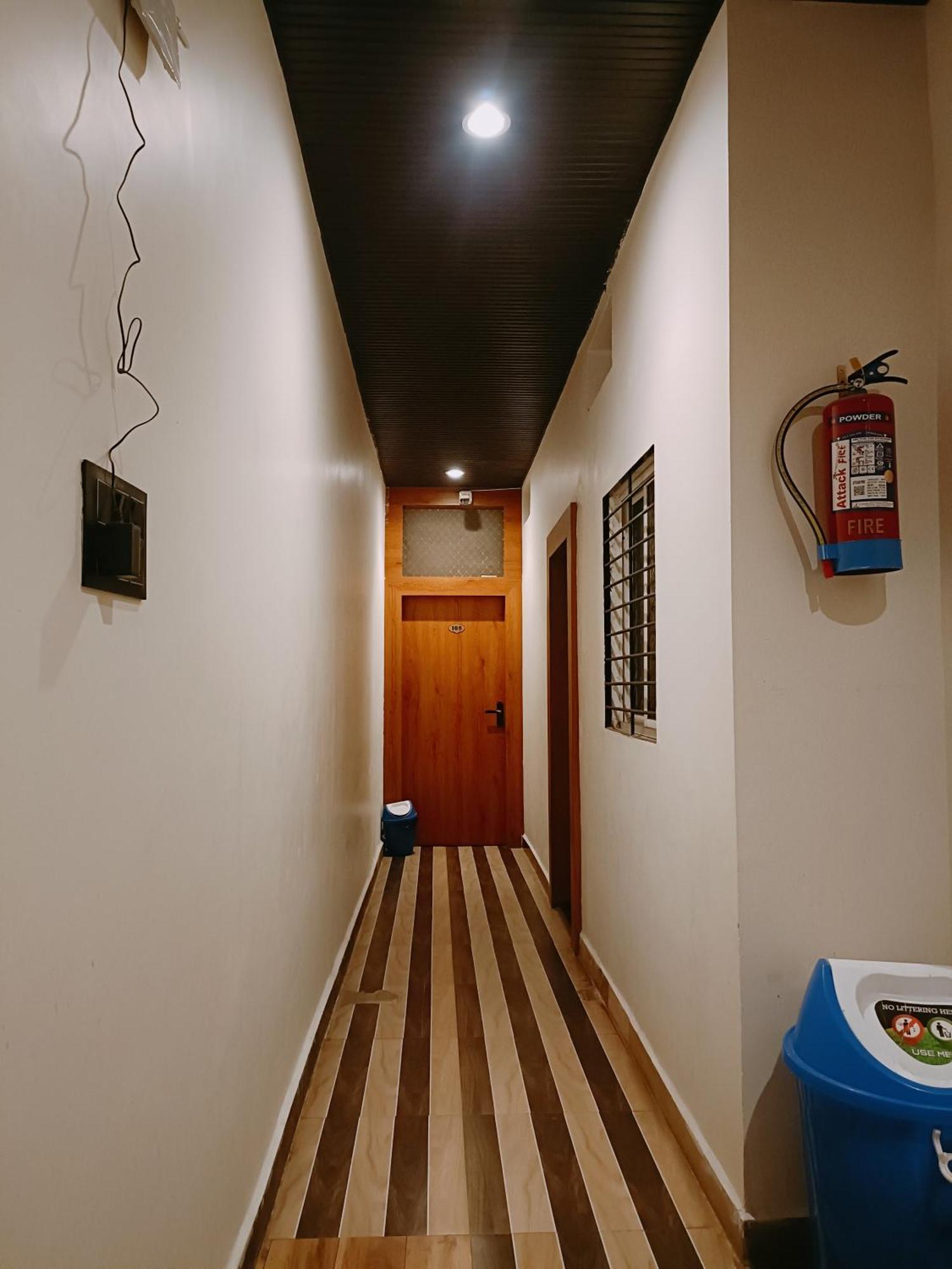 Hotel Shreem Ujjain Luaran gambar