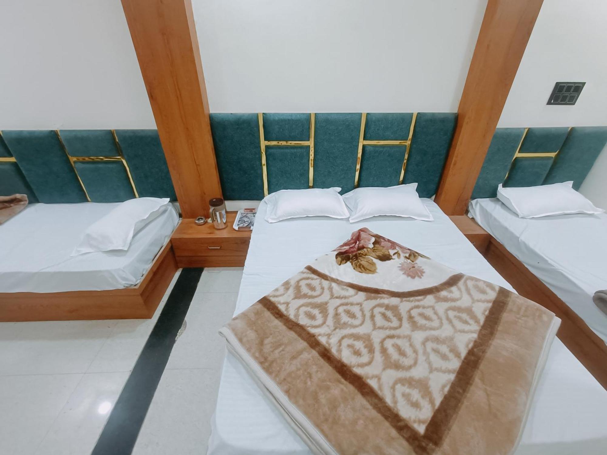 Hotel Shreem Ujjain Luaran gambar