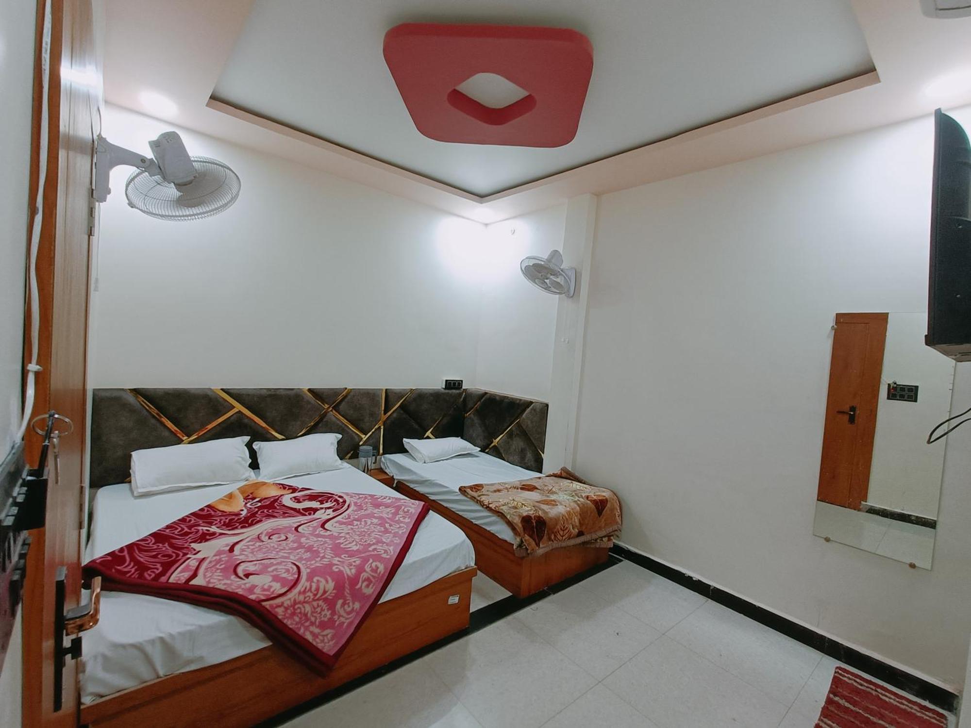 Hotel Shreem Ujjain Luaran gambar