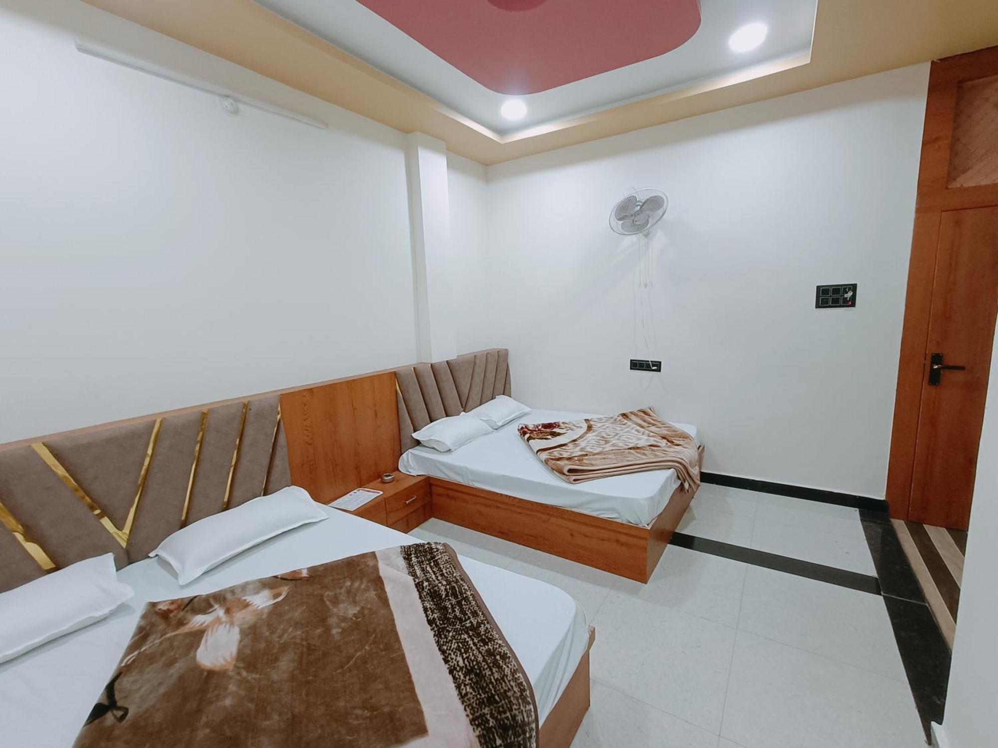 Hotel Shreem Ujjain Luaran gambar