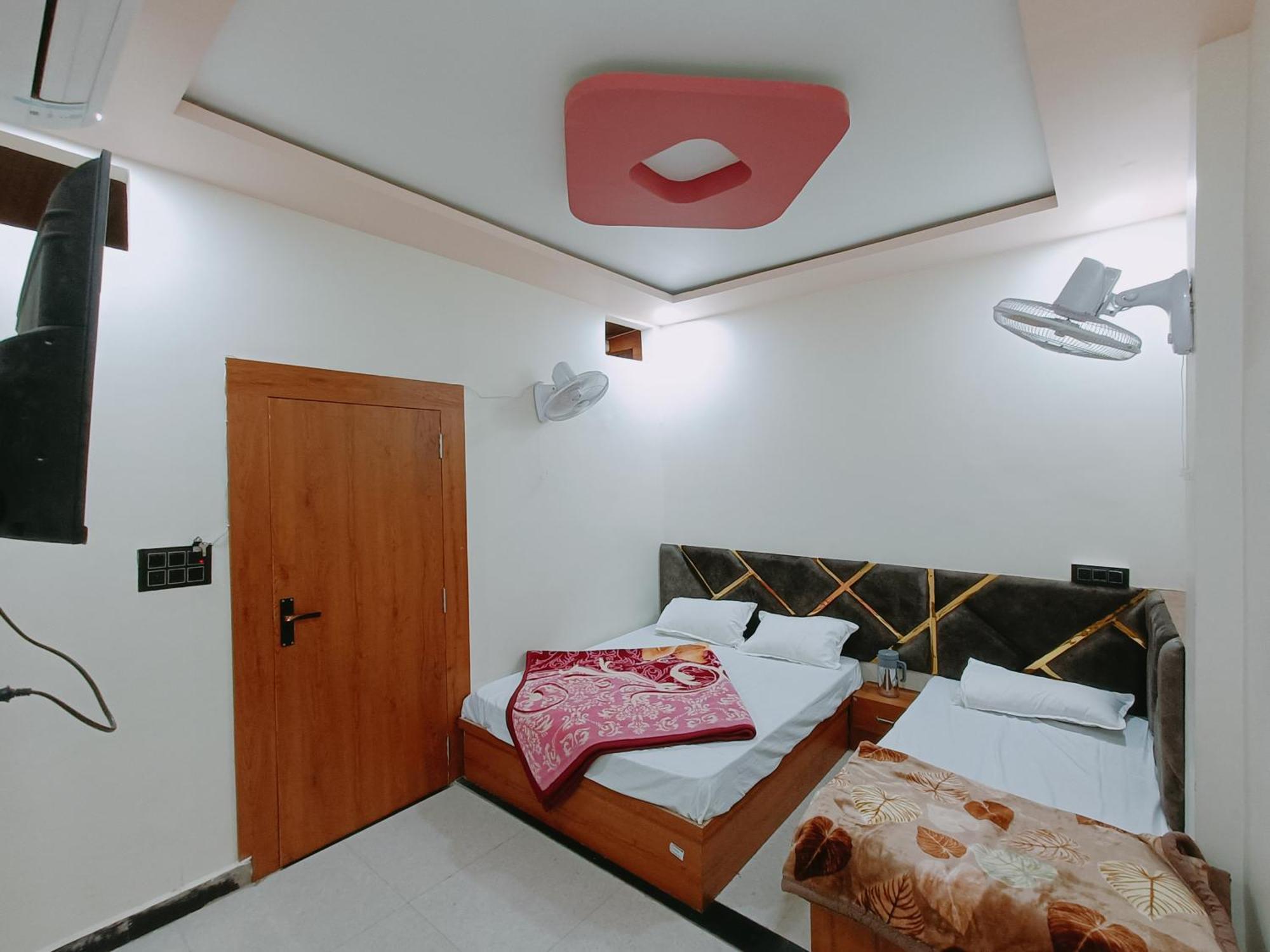 Hotel Shreem Ujjain Luaran gambar