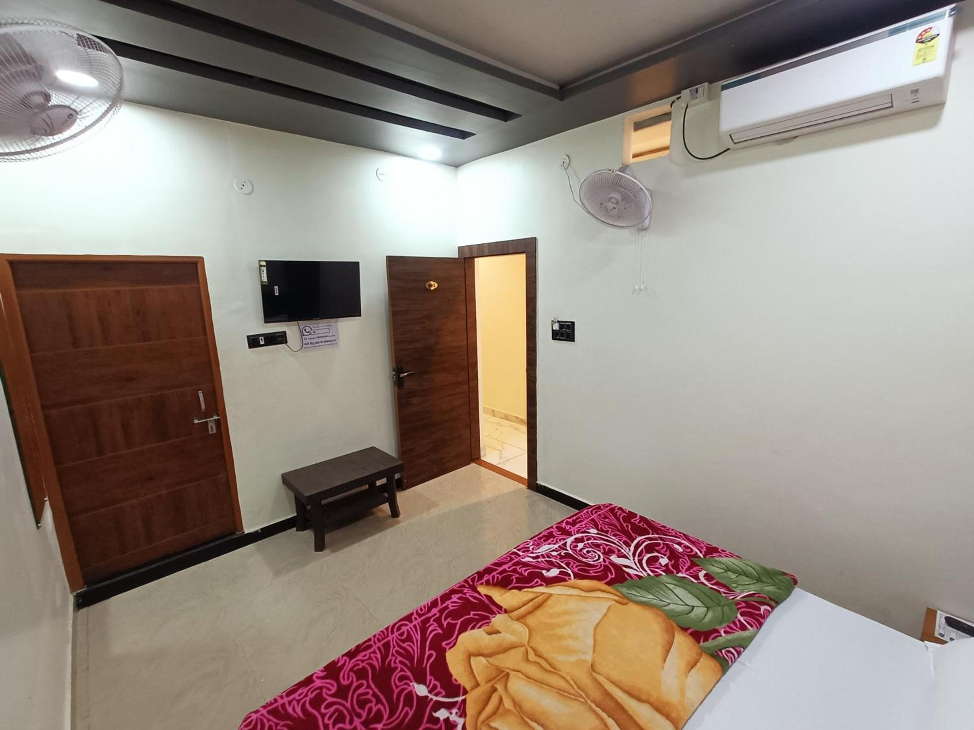 Hotel Shreem Ujjain Luaran gambar