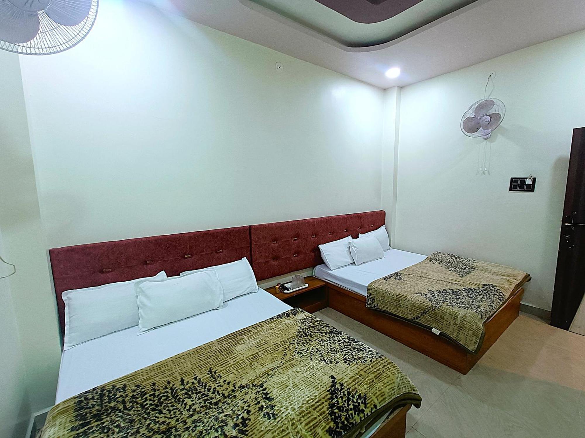 Hotel Shreem Ujjain Luaran gambar