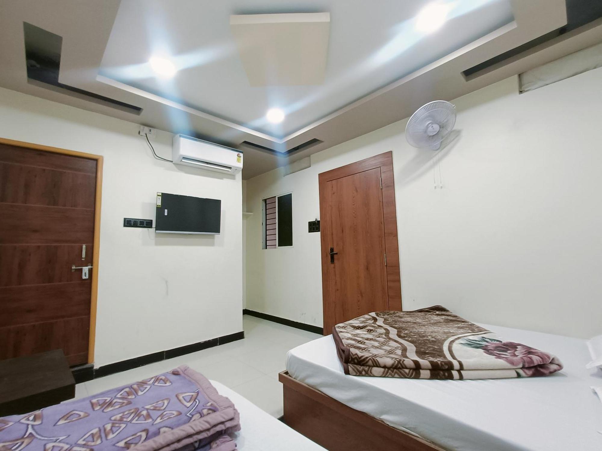 Hotel Shreem Ujjain Luaran gambar
