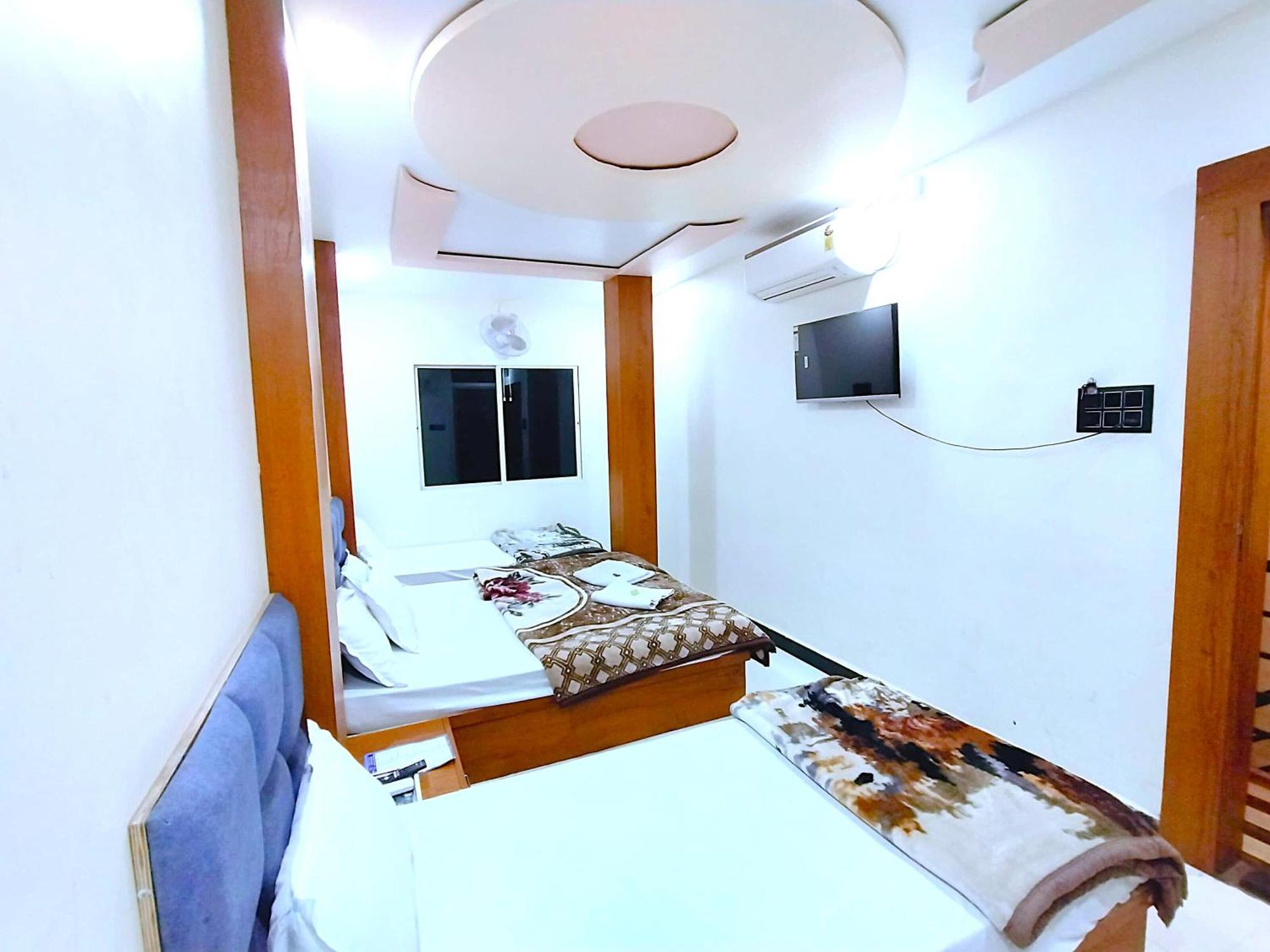 Hotel Shreem Ujjain Luaran gambar